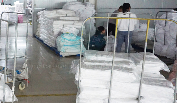 Bulk Customized superior egyptian cotton bath towels factory